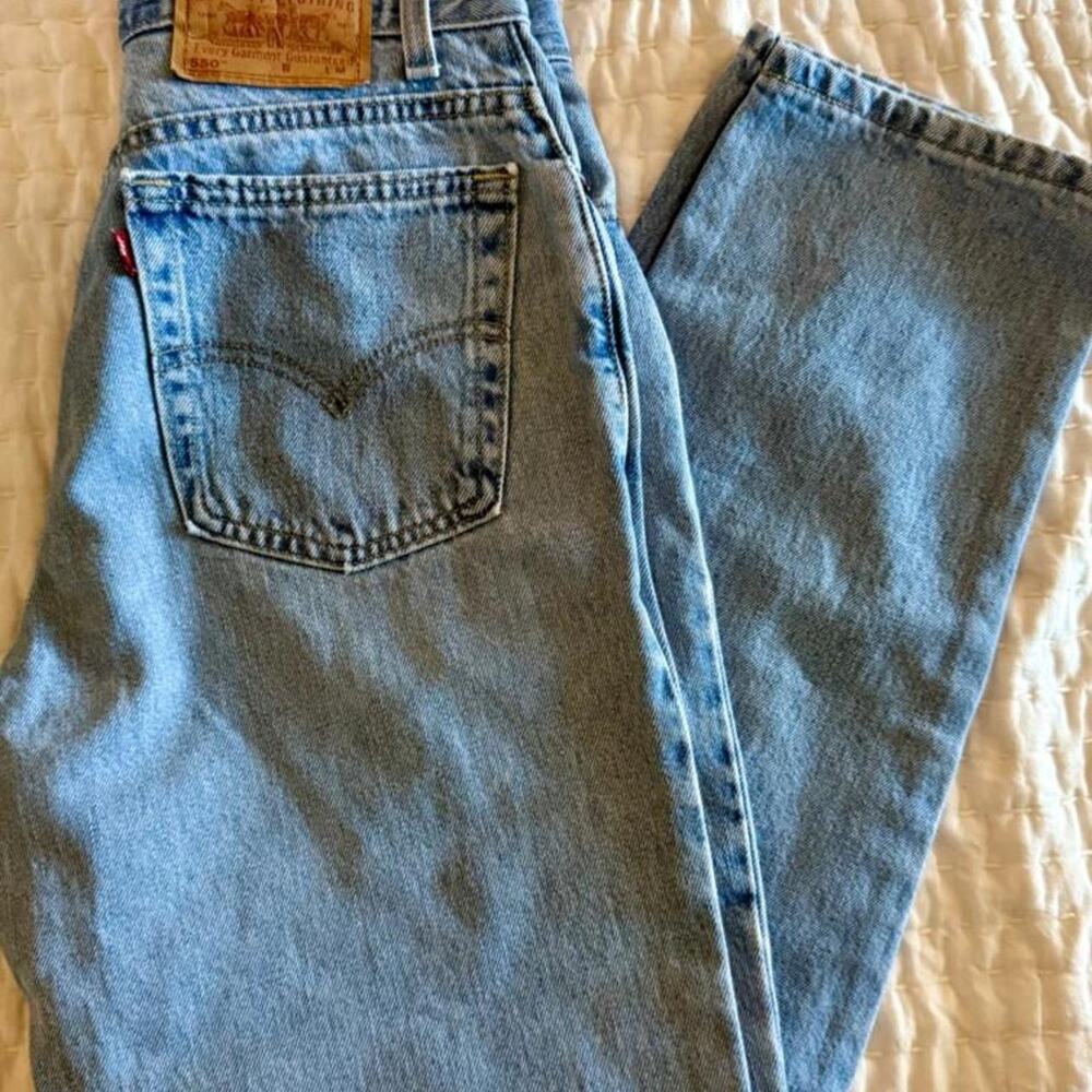 Vintage levis 550 high waisted jeans light wash relaxed fit denim size 10